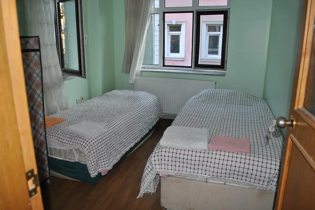 Red House Apartment Istanbul